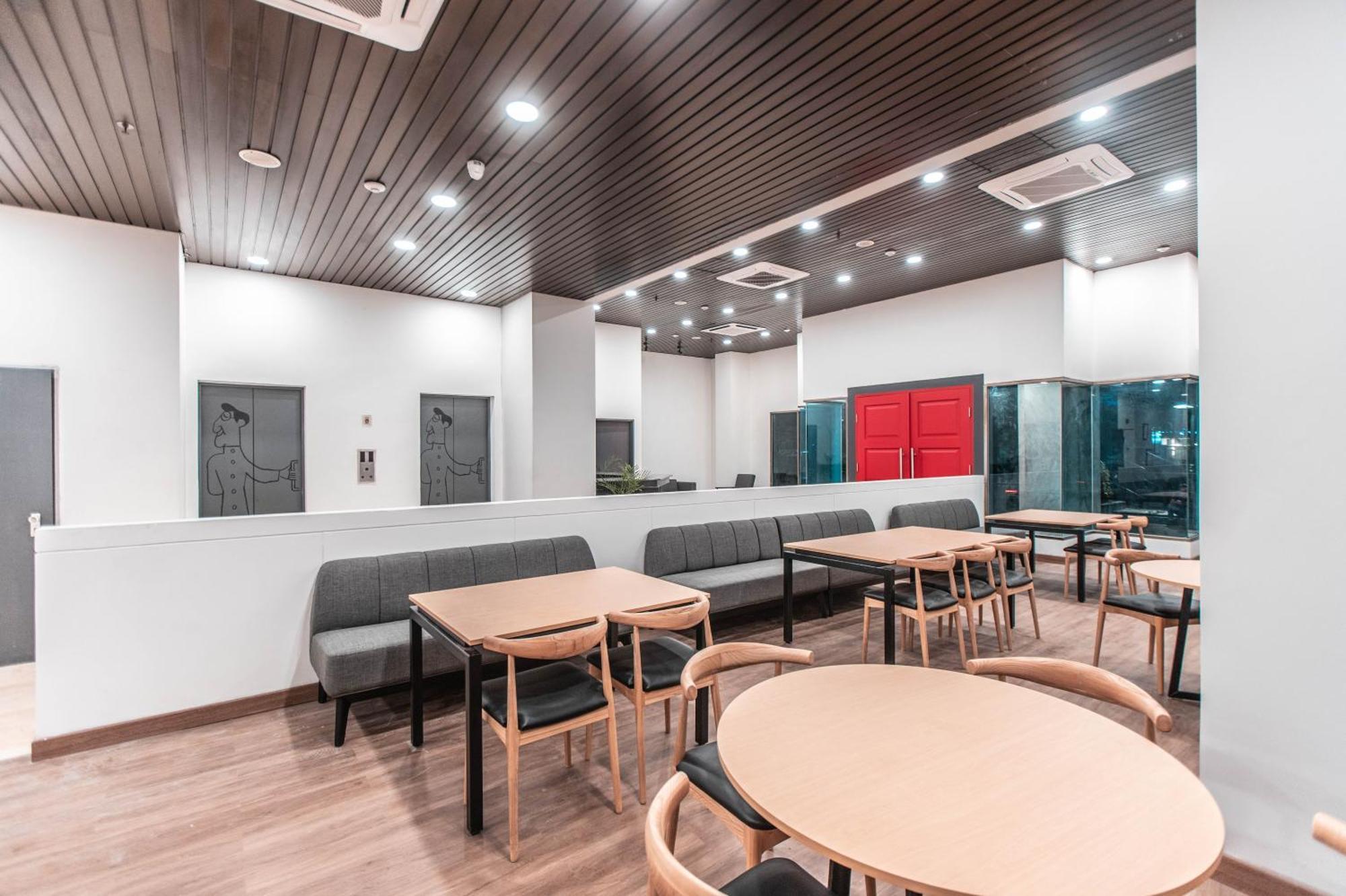 Super Oyo Townhouse 1 Hotel Salemba Cakarta Dış mekan fotoğraf