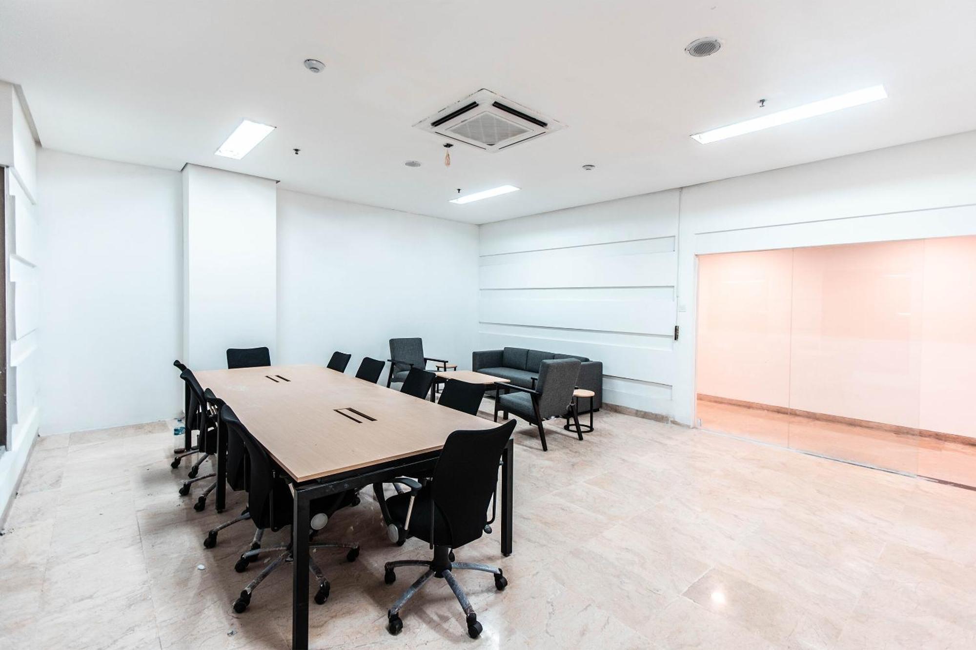 Super Oyo Townhouse 1 Hotel Salemba Cakarta Dış mekan fotoğraf