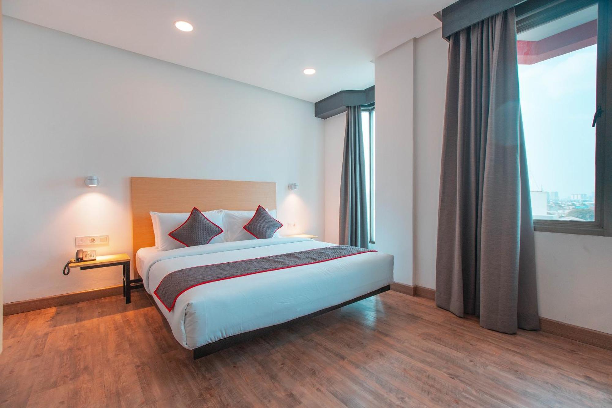 Super Oyo Townhouse 1 Hotel Salemba Cakarta Dış mekan fotoğraf