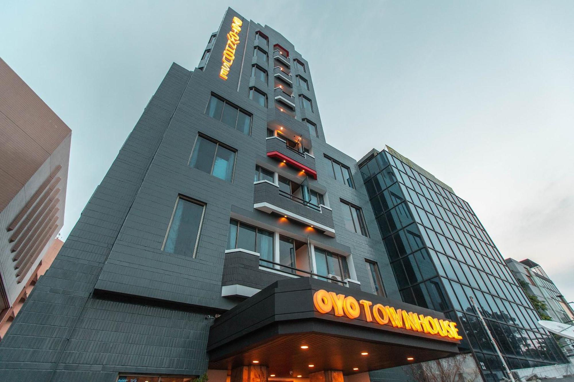 Super Oyo Townhouse 1 Hotel Salemba Cakarta Dış mekan fotoğraf
