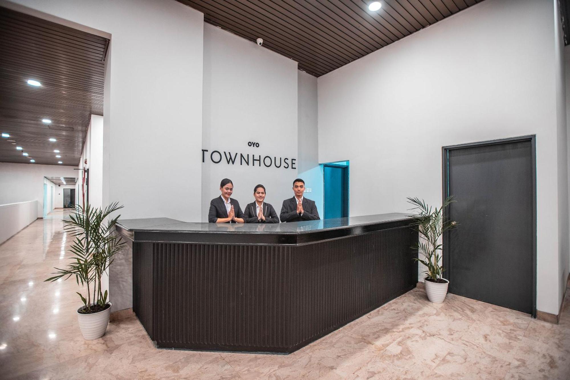 Super Oyo Townhouse 1 Hotel Salemba Cakarta Dış mekan fotoğraf