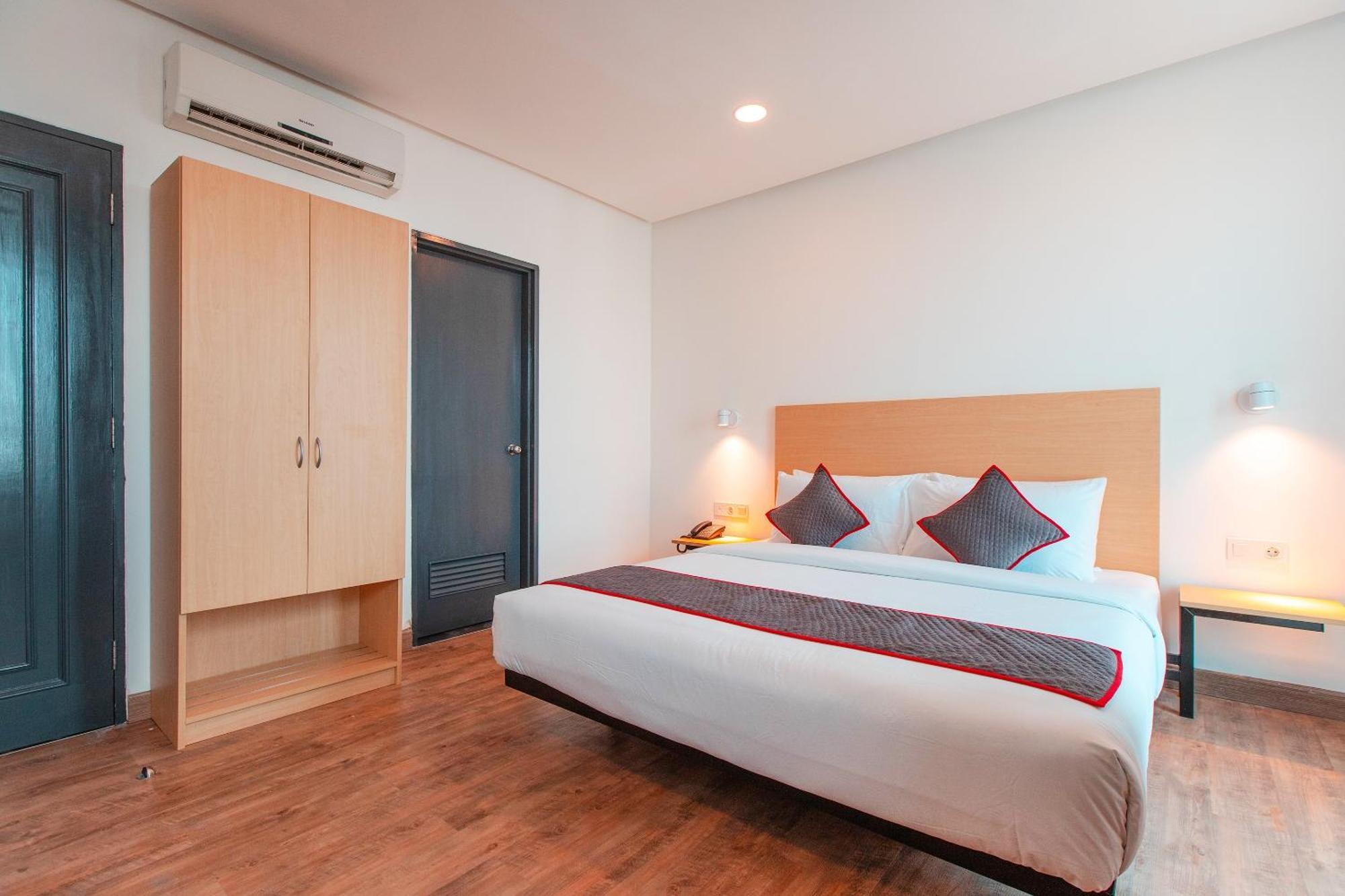 Super Oyo Townhouse 1 Hotel Salemba Cakarta Dış mekan fotoğraf