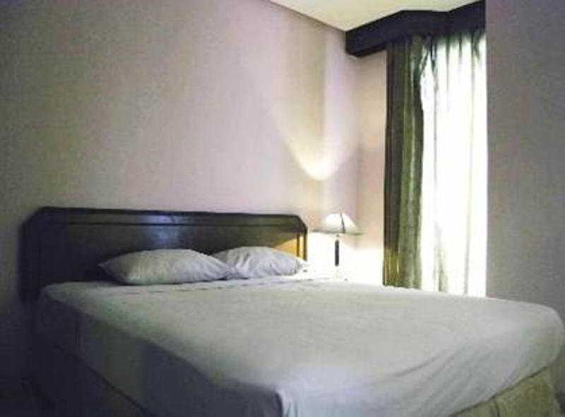 Super Oyo Townhouse 1 Hotel Salemba Cakarta Dış mekan fotoğraf