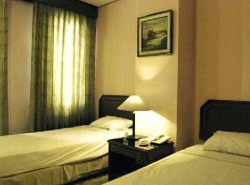 Super Oyo Townhouse 1 Hotel Salemba Cakarta Dış mekan fotoğraf